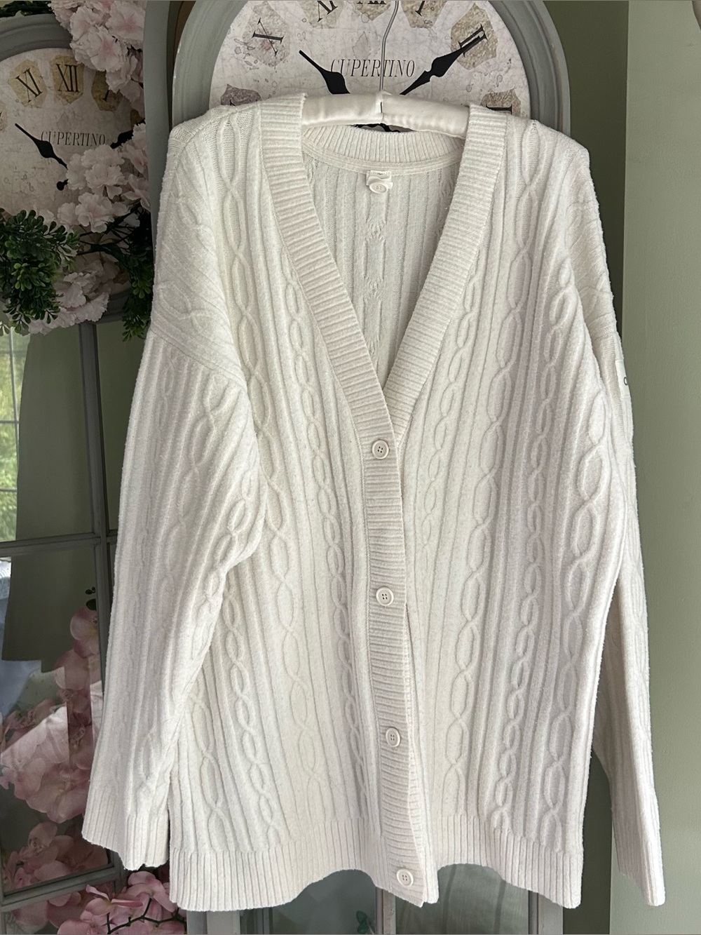 Alo Yoga Cable Knit Winter Bliss Cardigan White L Large